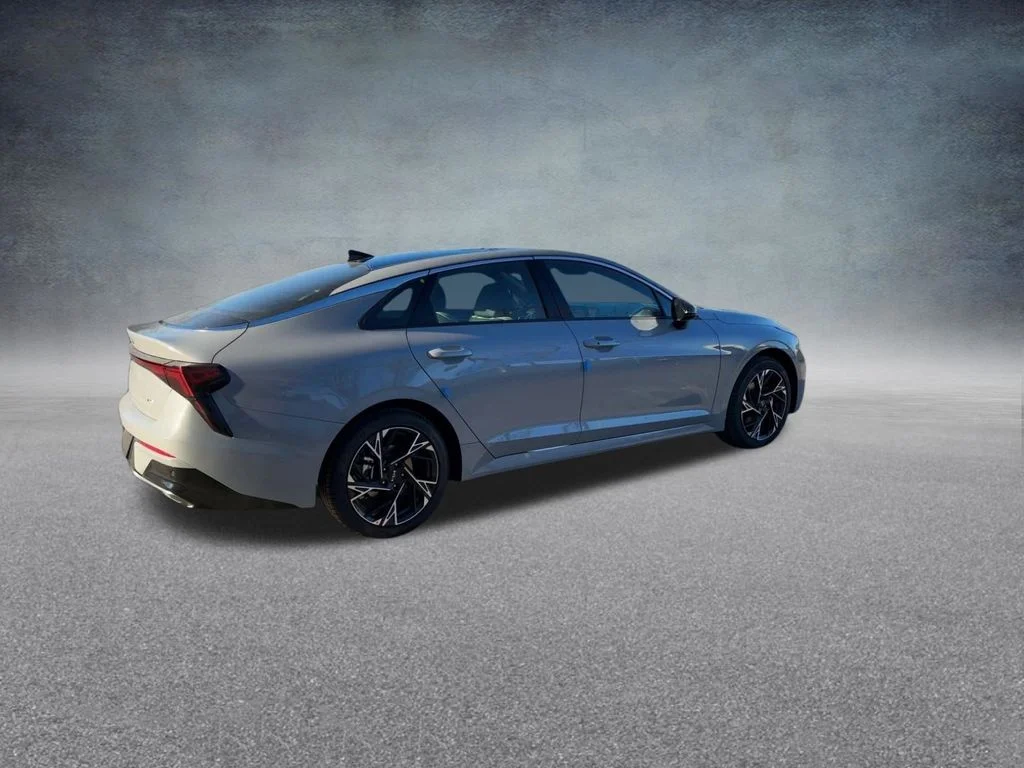 Used 2025 Gray Kia GT-Line image 23