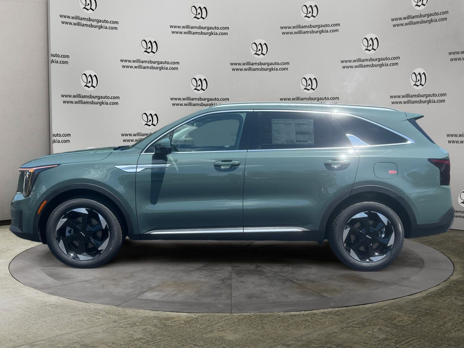 New 2026 Cityscape Green Kia EX image 2
