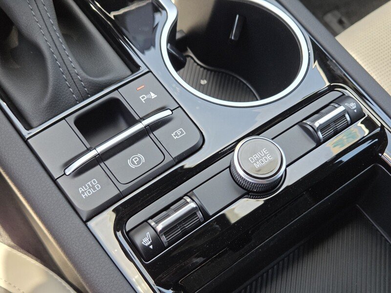 New 2026 Snow White Pearl Kia GT-Line FWD image 18