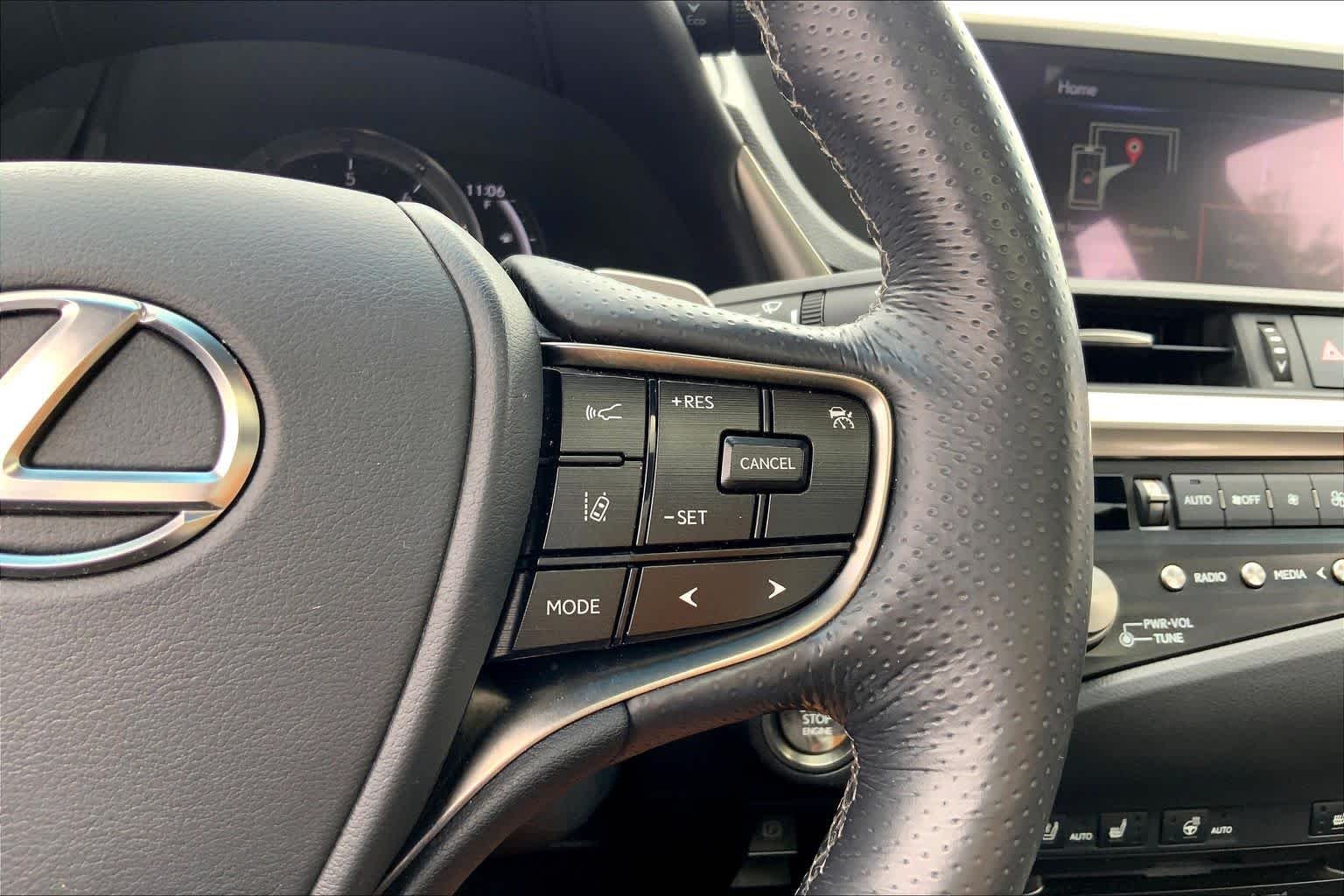 Used 2021 Atomic Silver Lexus F SPORT image 25