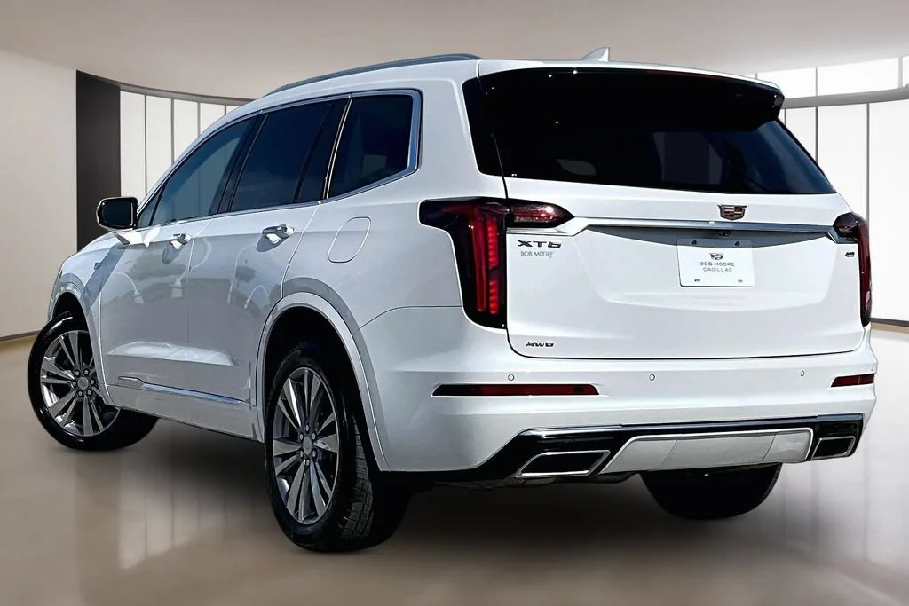 Certified Used 2023 Crystal White Tricoat Cadillac Premium Luxury image 12