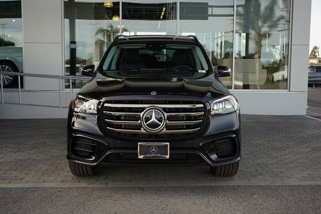 New 2026 Black Mercedes-Benz GLS 450 image 37