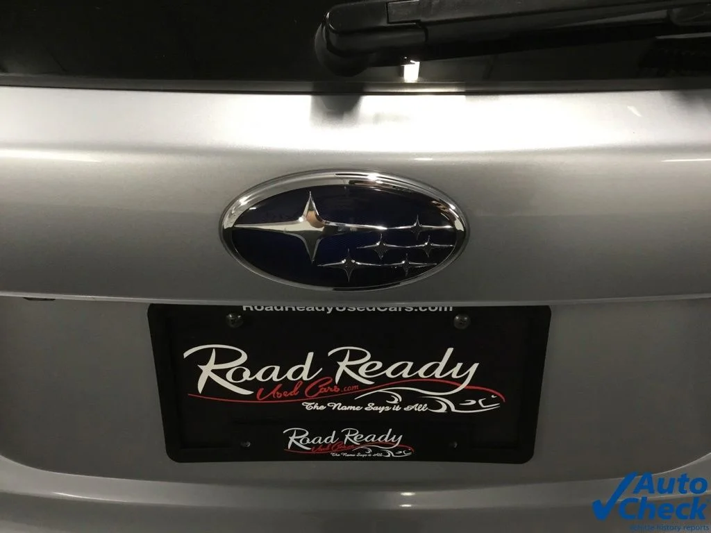 Used 2016 Silver Subaru 2.5i Premium image 13
