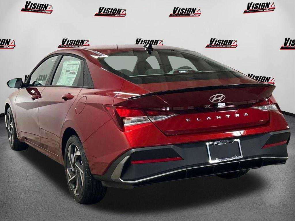 2025 Hyundai Elantra SEL - Photo 7
