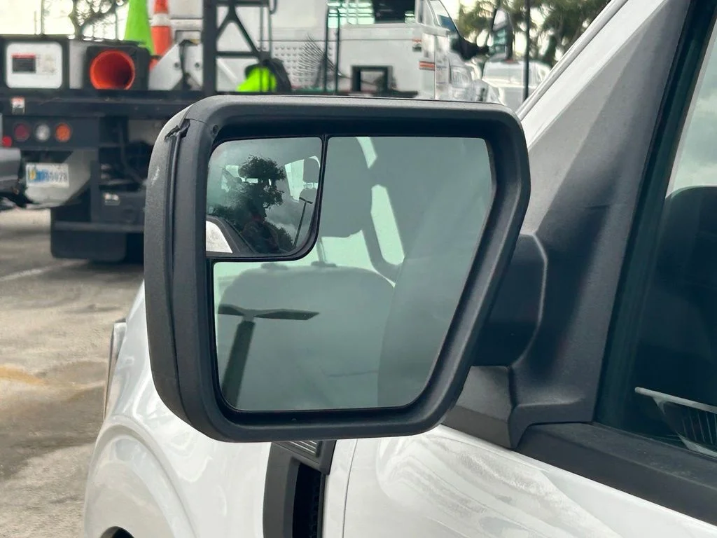 Used 2023 Oxford White Ford XL image 17