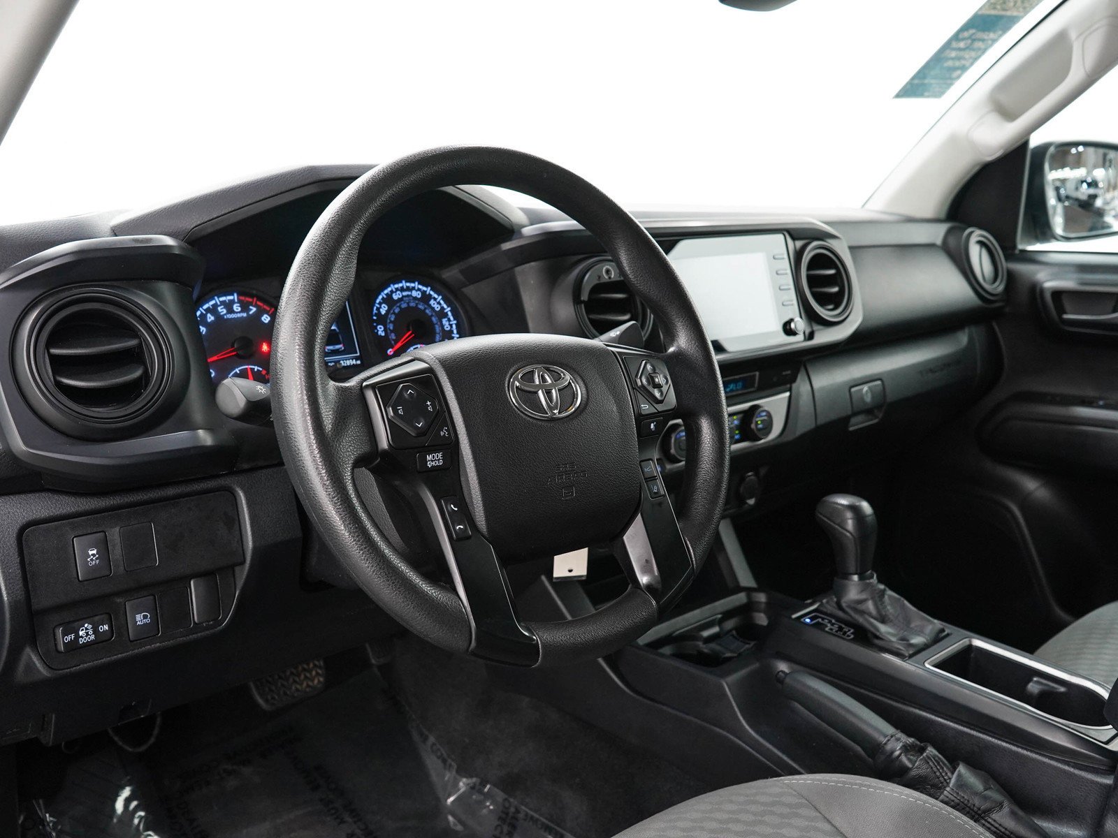 Used 2021 Silver Sky Metallic Toyota SR image 23