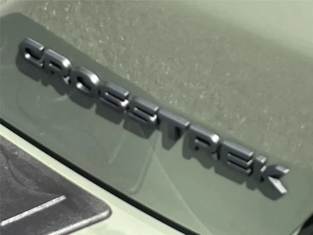 New 2026 ALPINE GREEN Subaru Limited image 10