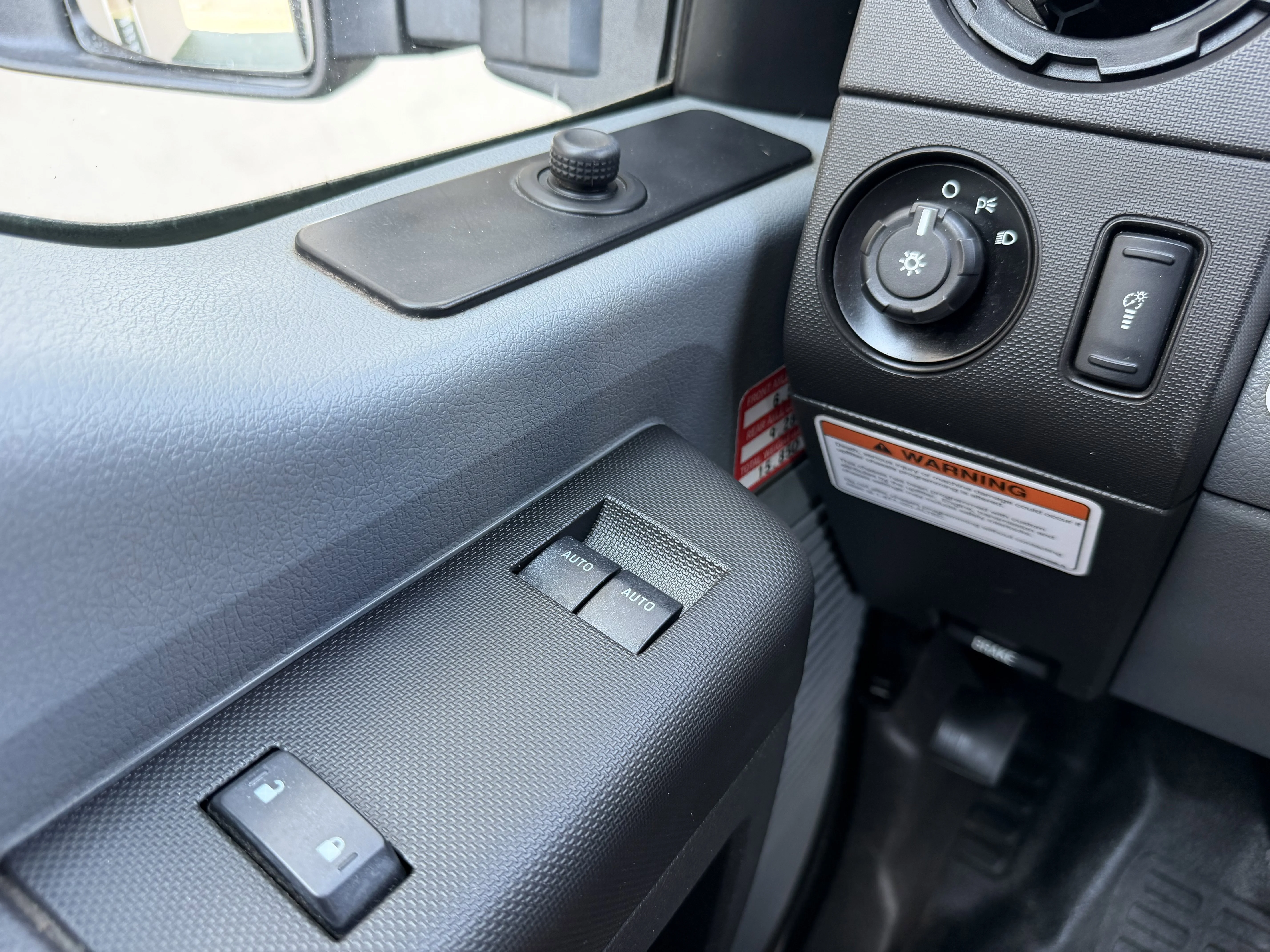 Used 2016 Oxford White   Z1 Ford XLT image 19