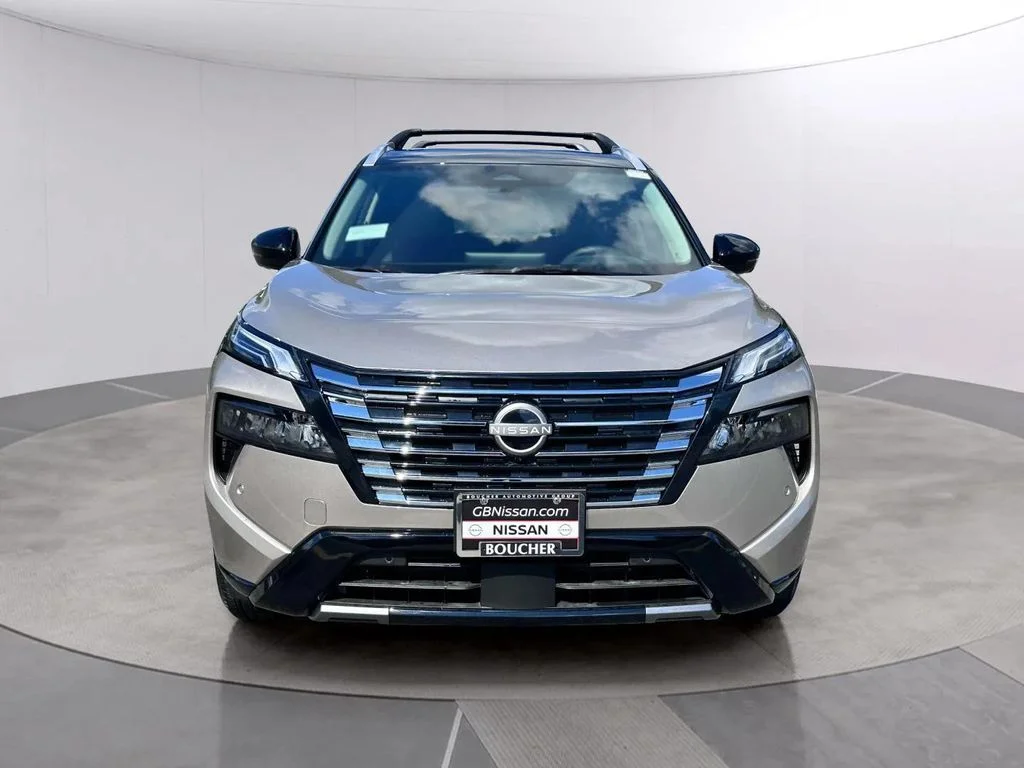 New 2026 Champagne Silver Metallic / Super Black Two-tone Nissan Platinum image 8