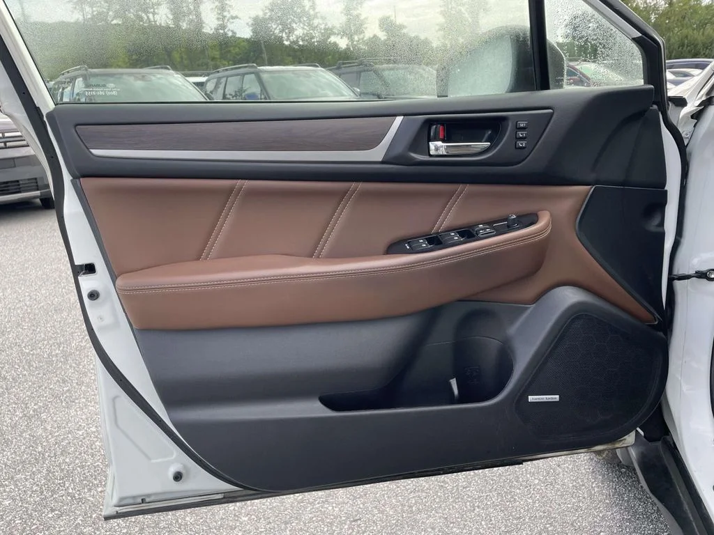 Used 2019 Crystal White Pearl Subaru Touring image 5