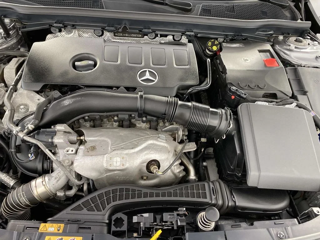 Used 2020 Gray Mercedes-Benz CLA 250 image 30