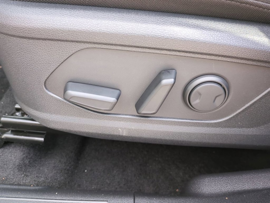 2026 Kia Sportage EX - Photo 23
