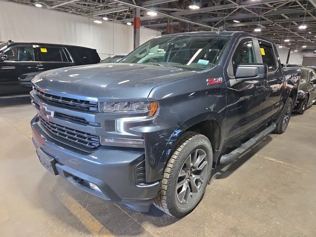 Used 2021 Gray Chevrolet RST image 6