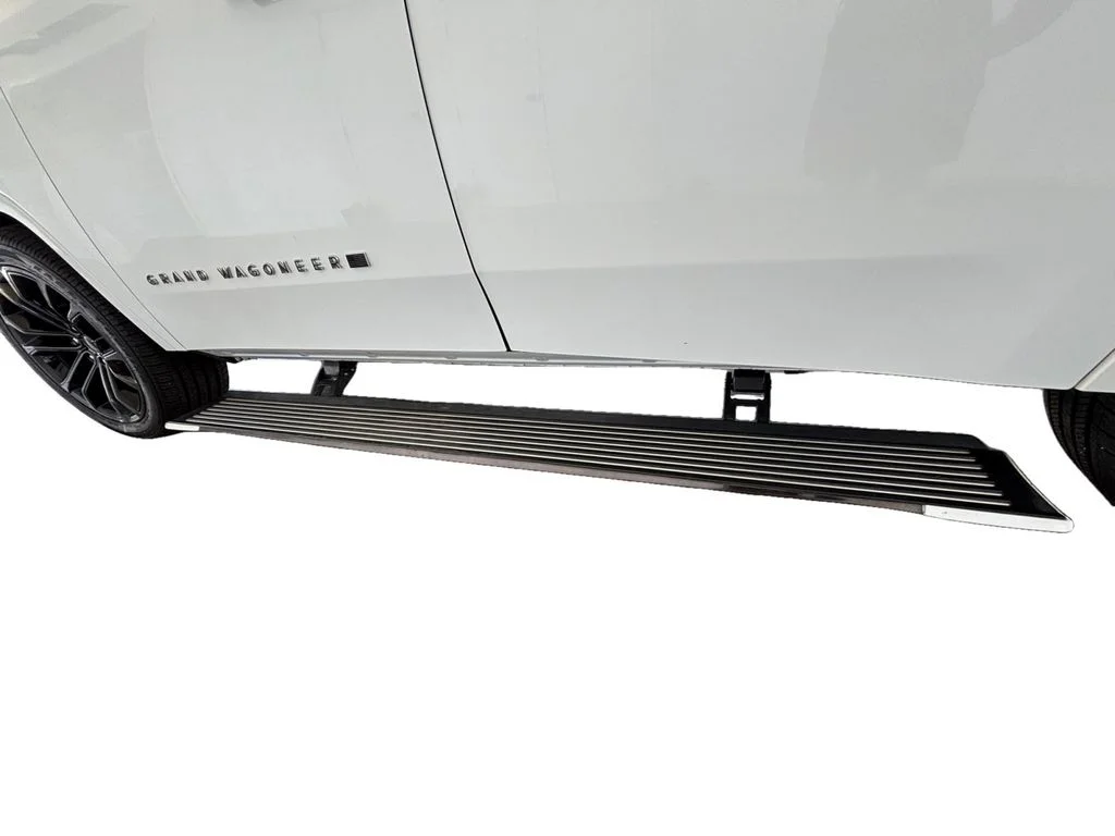 Used 2022 White Jeep Series II image 18