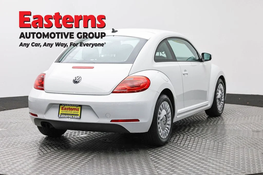 Used 2015 White Volkswagen 1.8T image 5