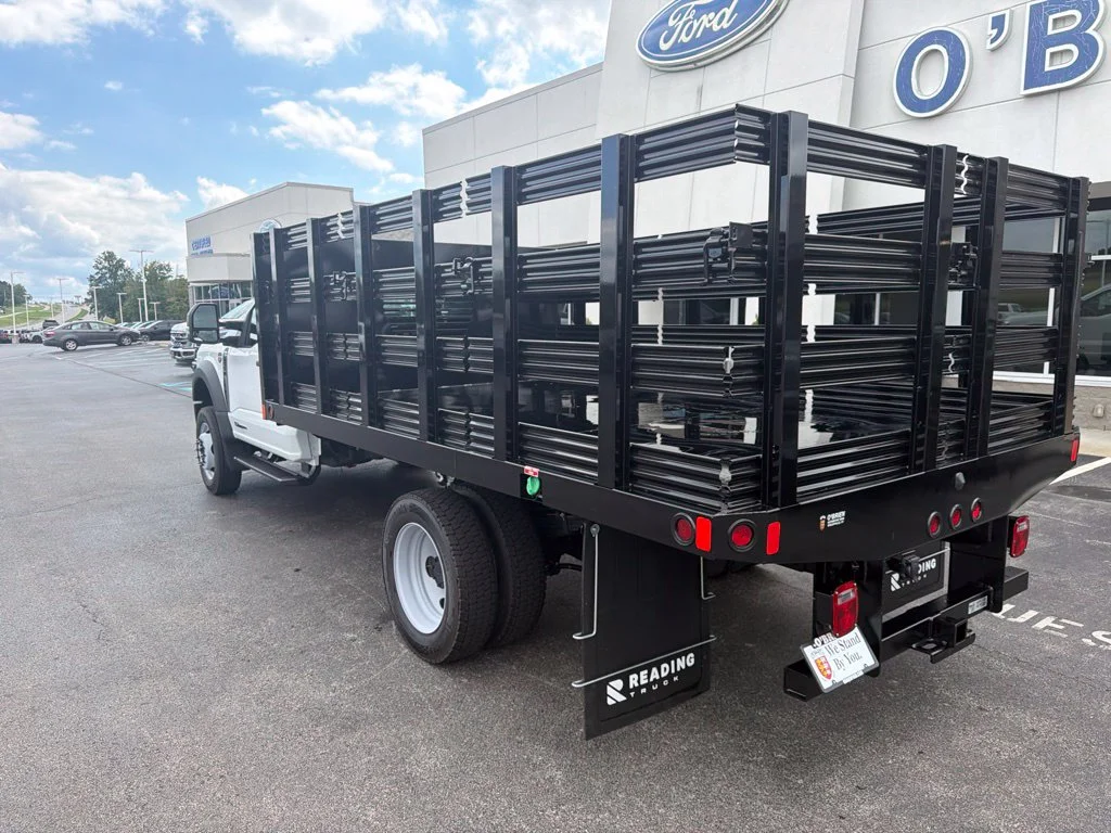 New 2026 Oxford White Ford F-550® XL image 3