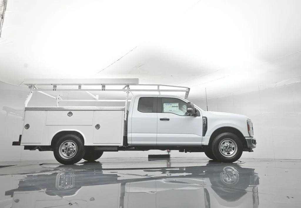 New 2026 White Ford XL image 52