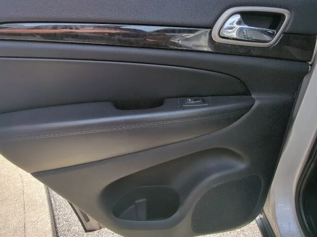 Used 2011 Silver Jeep Laredo image 23