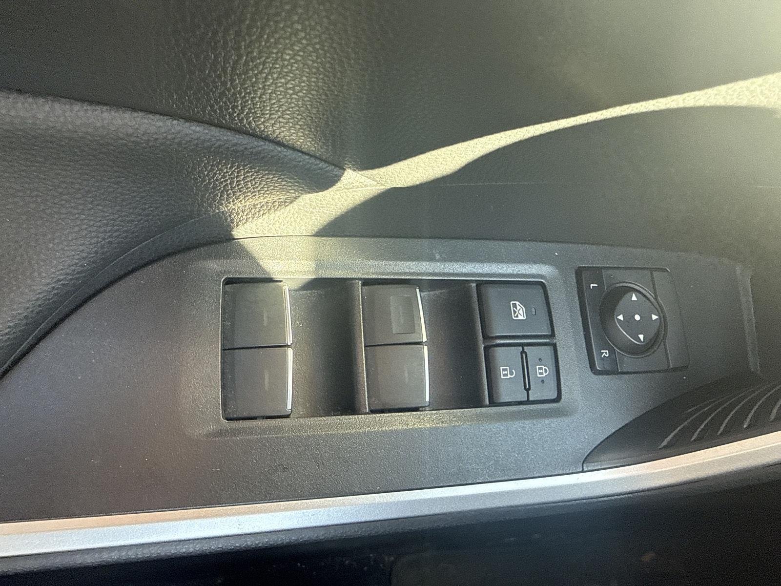 Used 2024 Blueprint Toyota SE image 22
