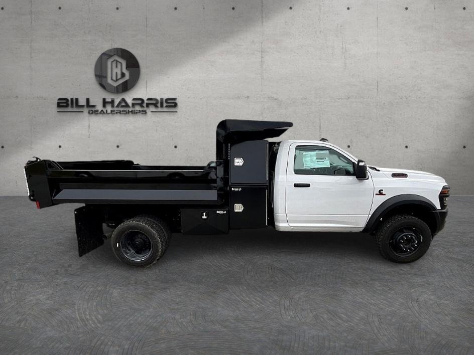 New 2026 Bright White Clear-Coat Exterior Paint RAM Tradesman image 5