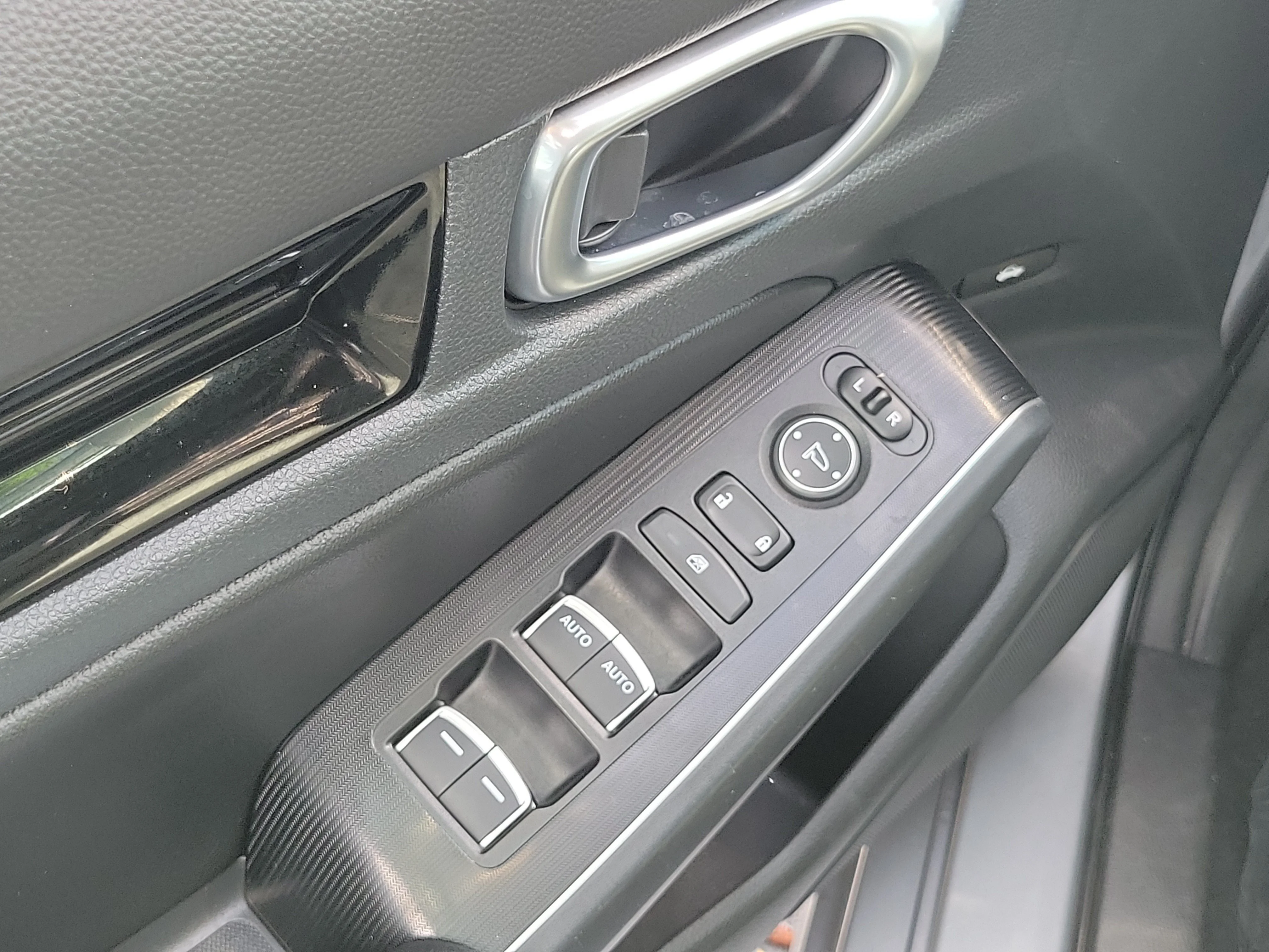 2024 Honda Civic Touring - Photo 18