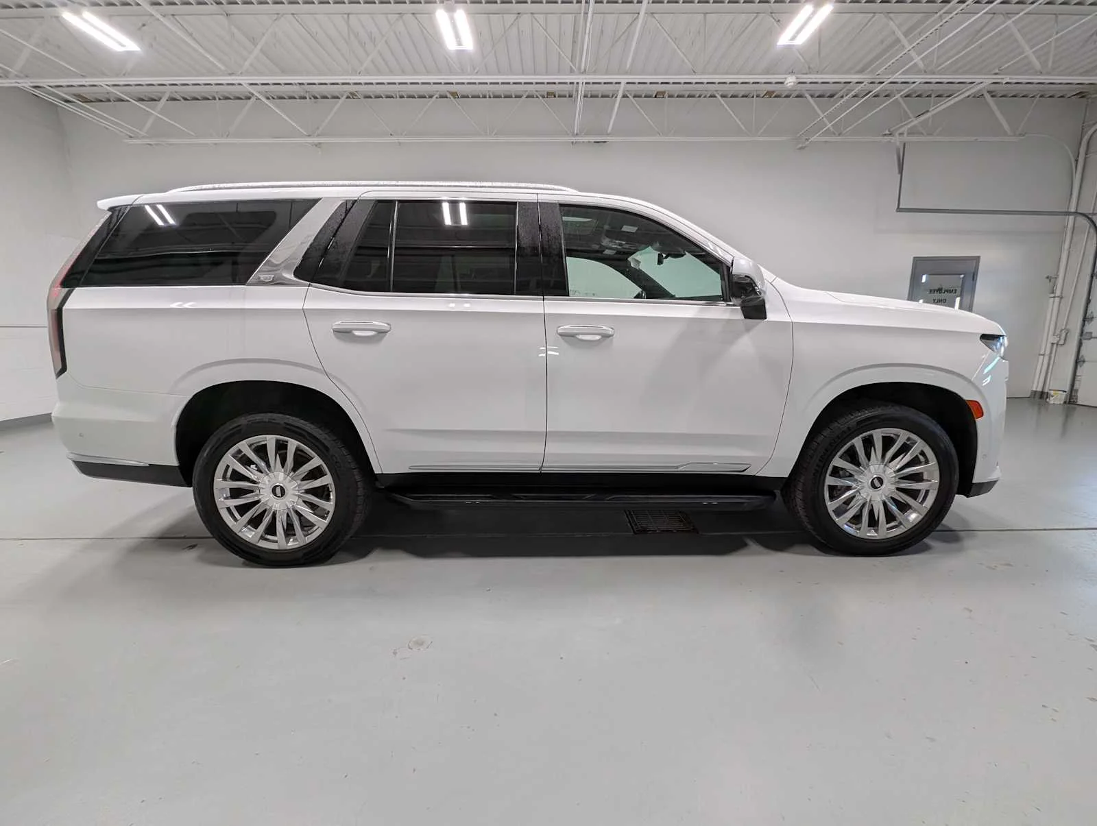 Used 2023 Crystal White Tricoat Cadillac 4WD Premium Luxury image 7