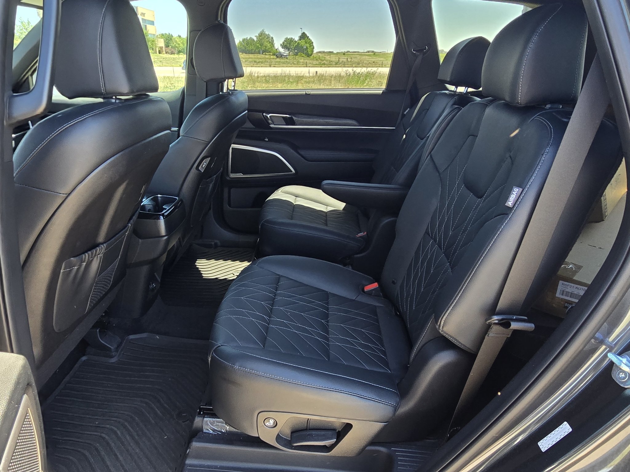 Used 2024 Gravity Gray Kia EX X-Line image 14
