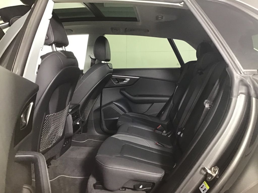 Used 2022  Audi 55 Prestige image 26