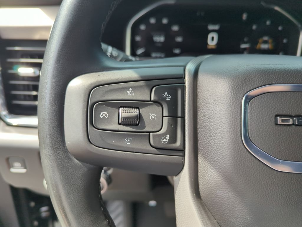 Used 2025 Black GMC Denali image 21