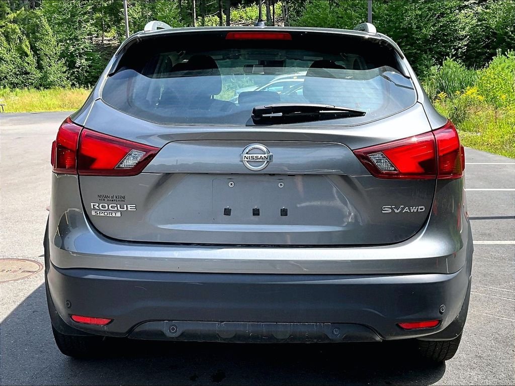 Used 2019 Gray Nissan SV image 5