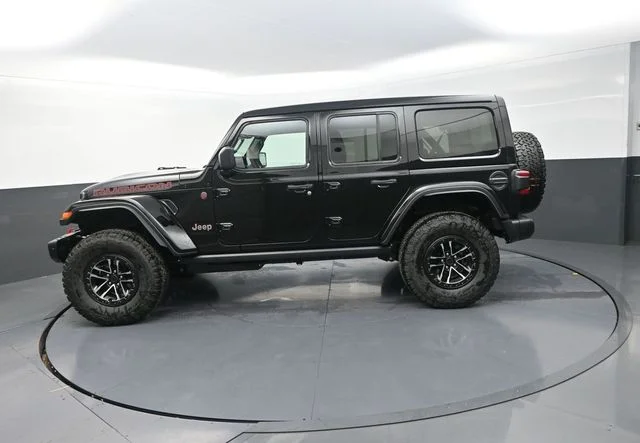 New 2026 Black Clear-Coat Exterior Paint Jeep Rubicon X image 7