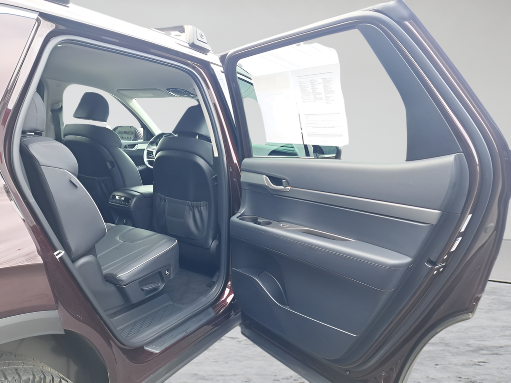 Used 2023 Burgundy Hyundai SEL image 13