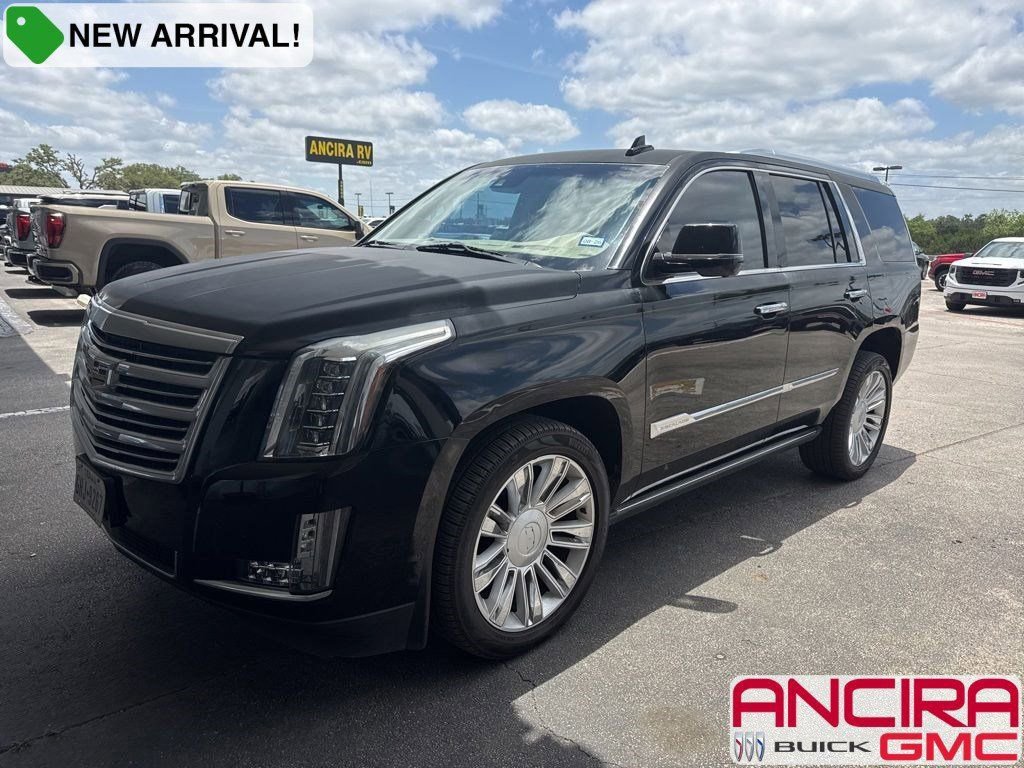 2016 Cadillac Escalade AWD Platinum's photo