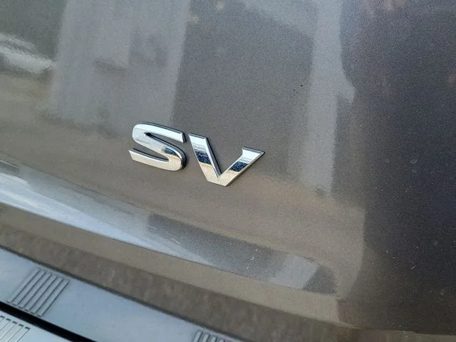 Certified Used 2022 Gray Nissan SV image 5