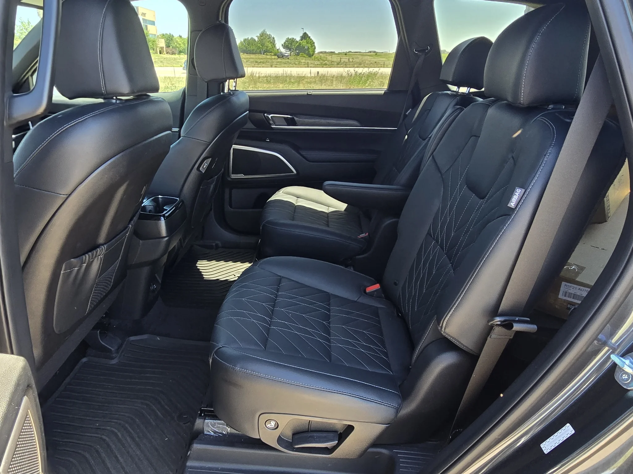 Used 2024 Gravity Gray Kia EX X-Line image 14