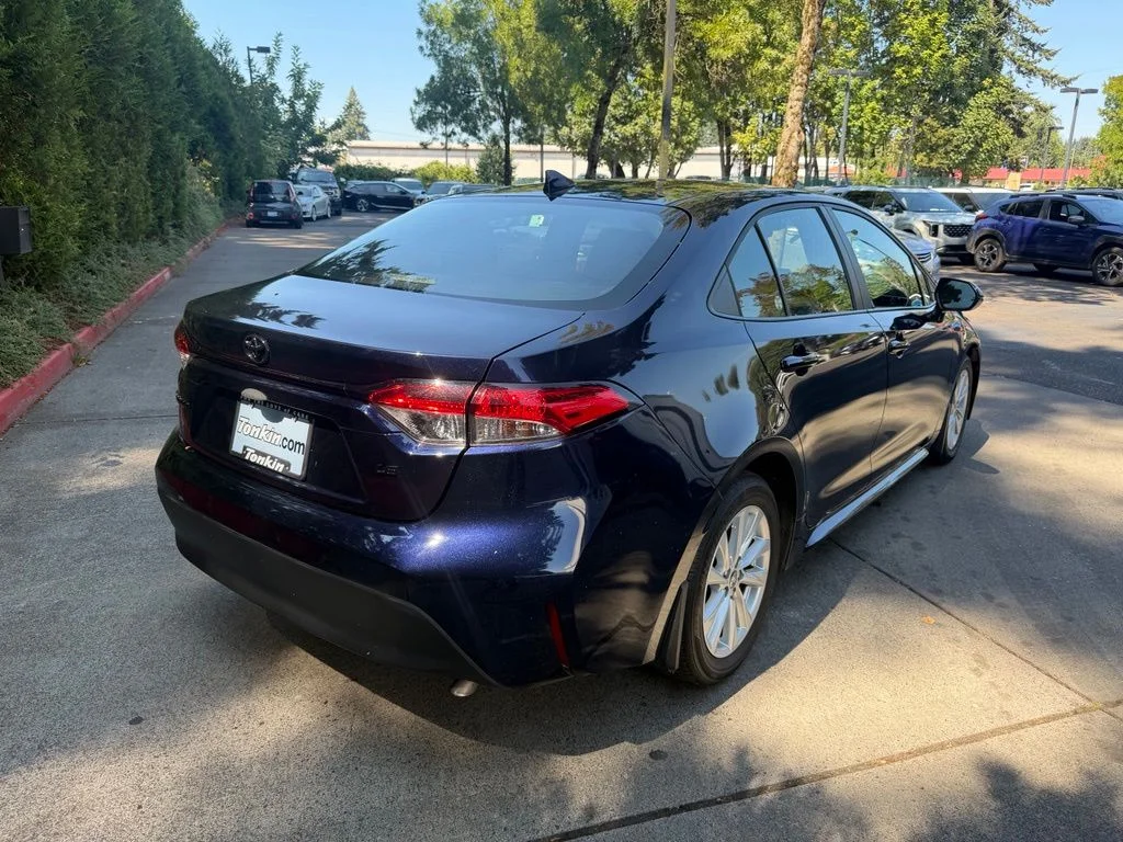 Used 2025 Blueprint Toyota LE image 4