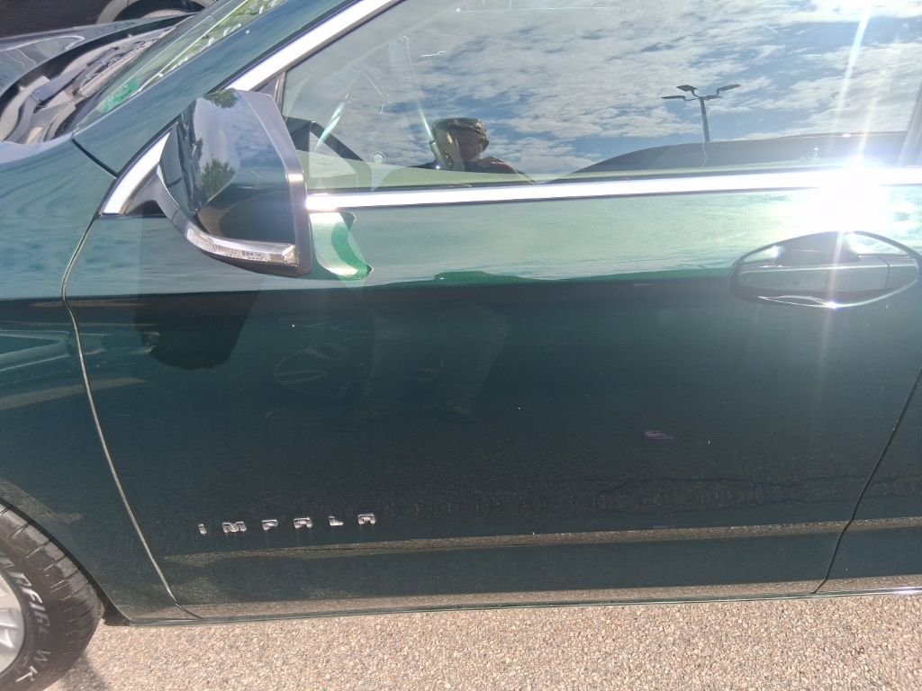 Used 2015 Green Chevrolet LT image 16