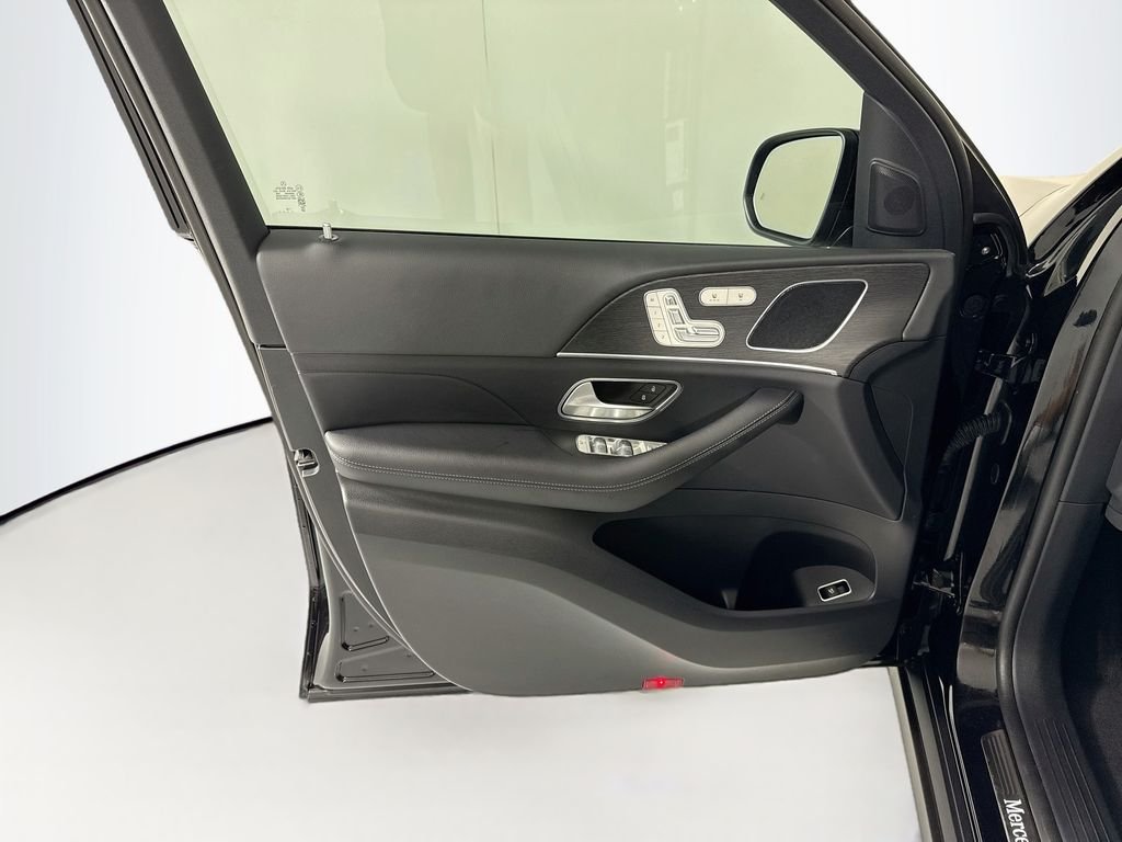Certified Used 2026 Black Mercedes-Benz GLE 350 image 24