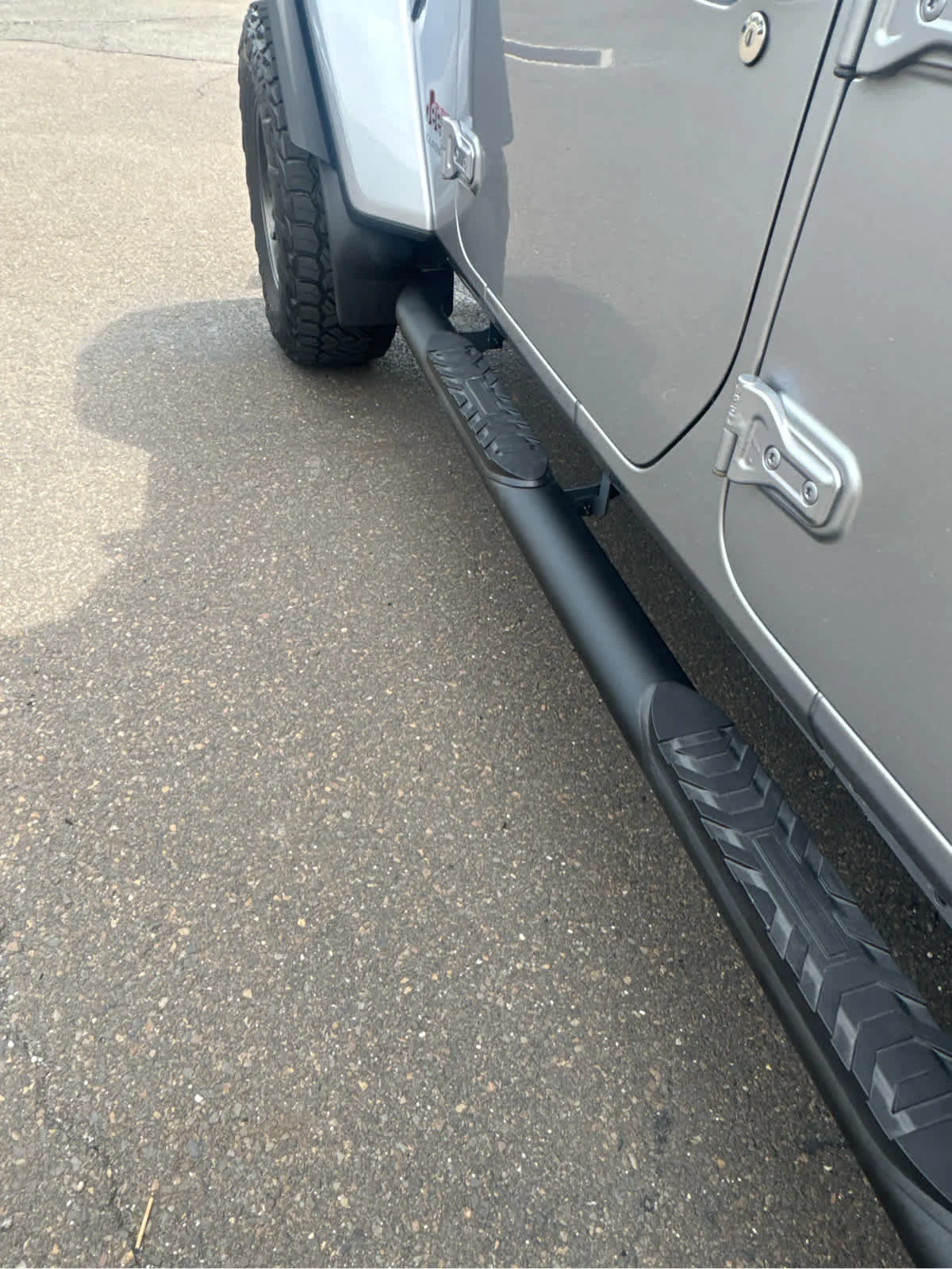 Used 2020 Billet Silver Clearcoat Metallic Jeep Rubicon image 25