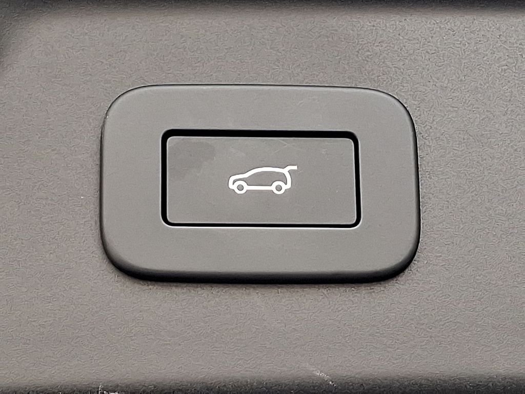 2026 Land Rover Range Rover Velar S - Photo 28