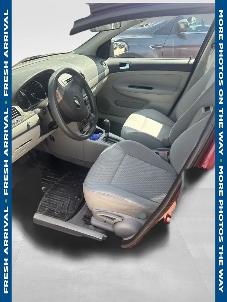 Used 2008 Red Chevrolet LT image 1
