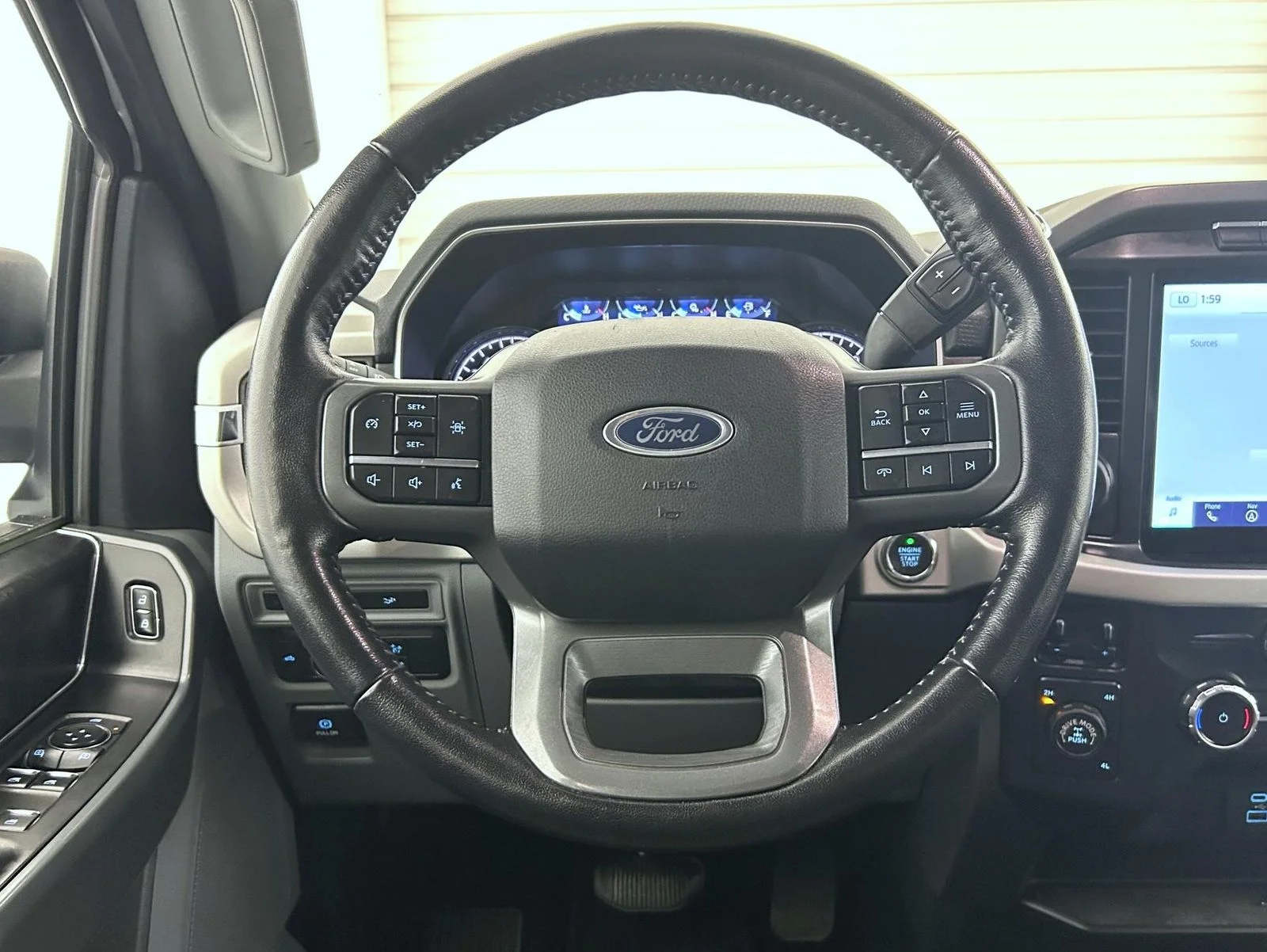 Used 2022 Silver Ford XLT image 11