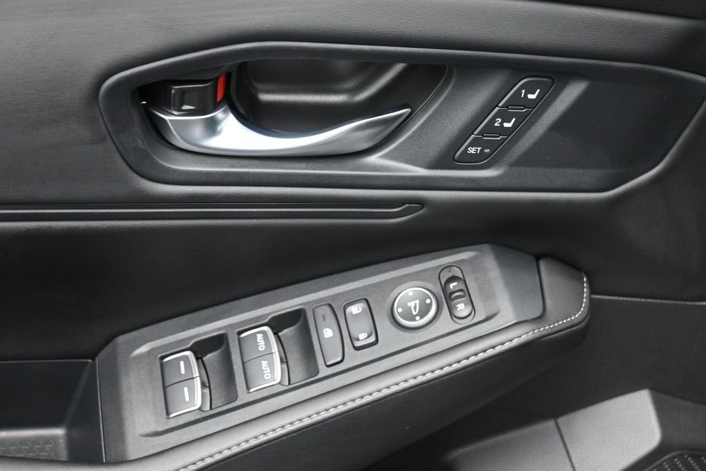 Used 2025 Gray Honda Sport-L image 13