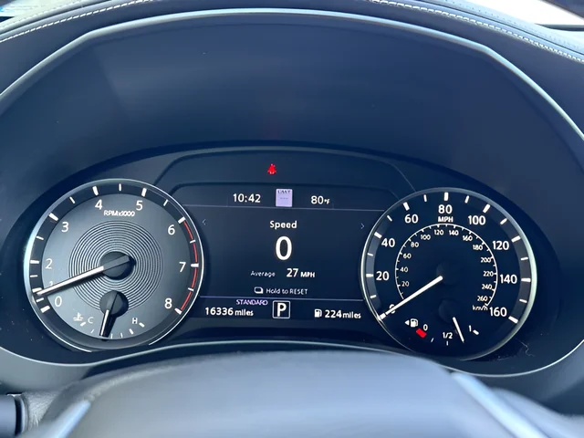 Used 2022 Gray INFINITI ESSENTIAL image 20