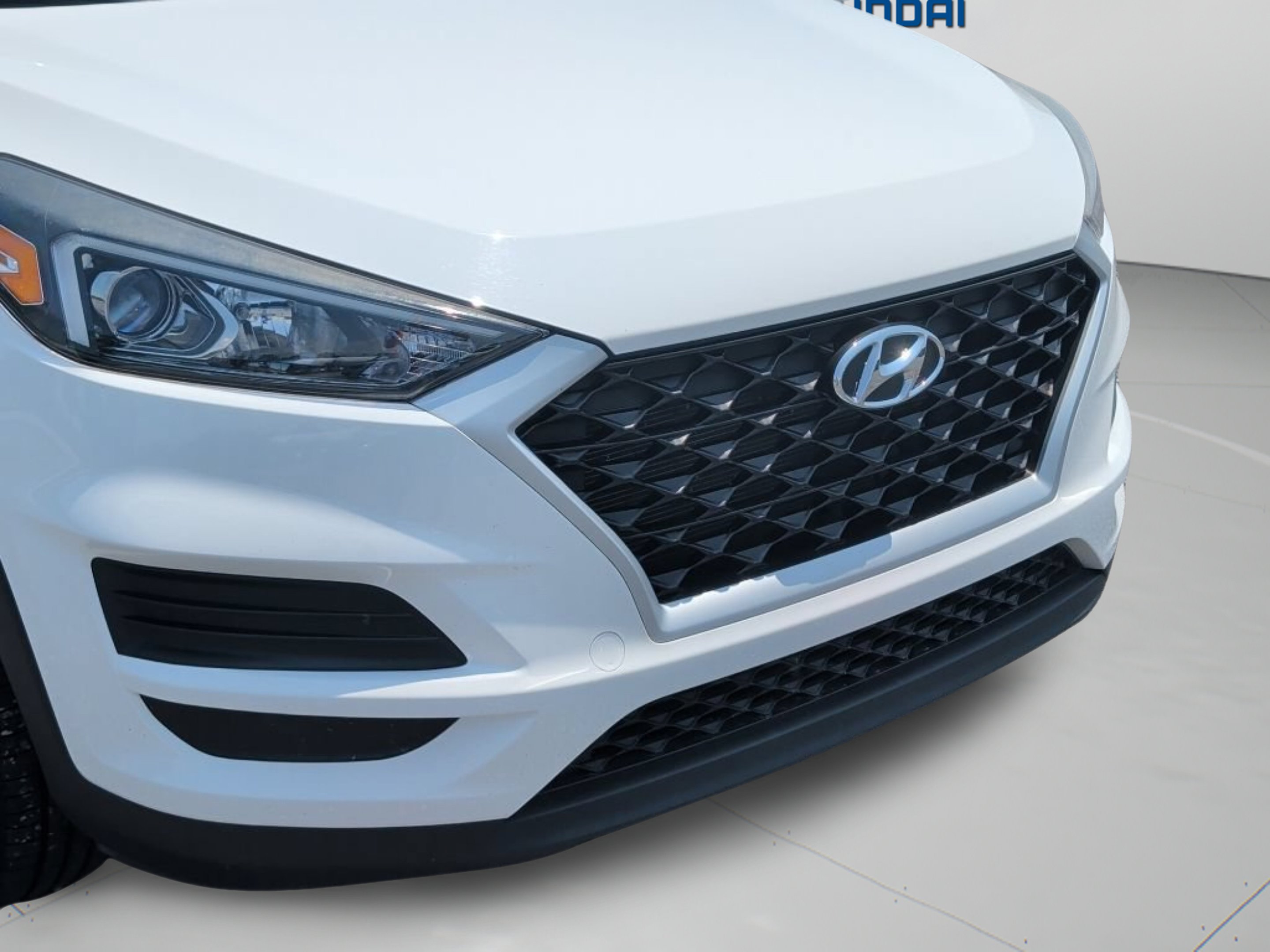 Used 2020 Winter White Hyundai Value image 41