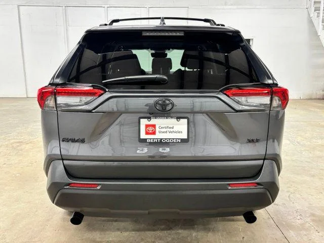 Used 2025 MAGNETIC GRAY MET. Toyota  image 6