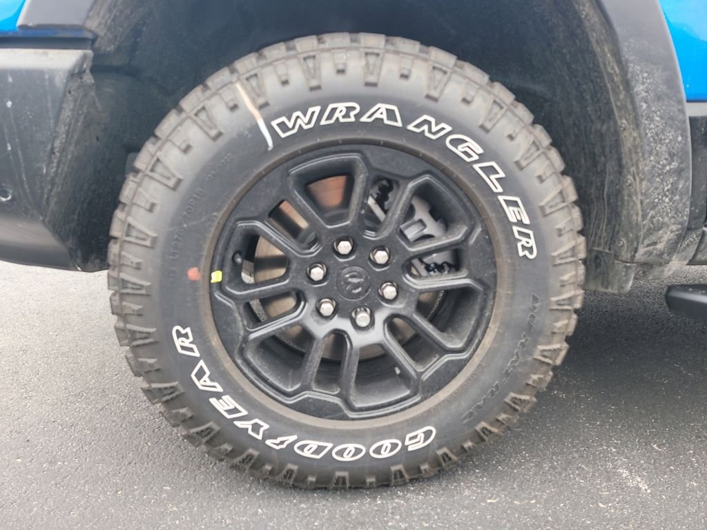 New 2026 Hydro Blue Pearl-Coat Exterior Paint RAM Rebel image 9