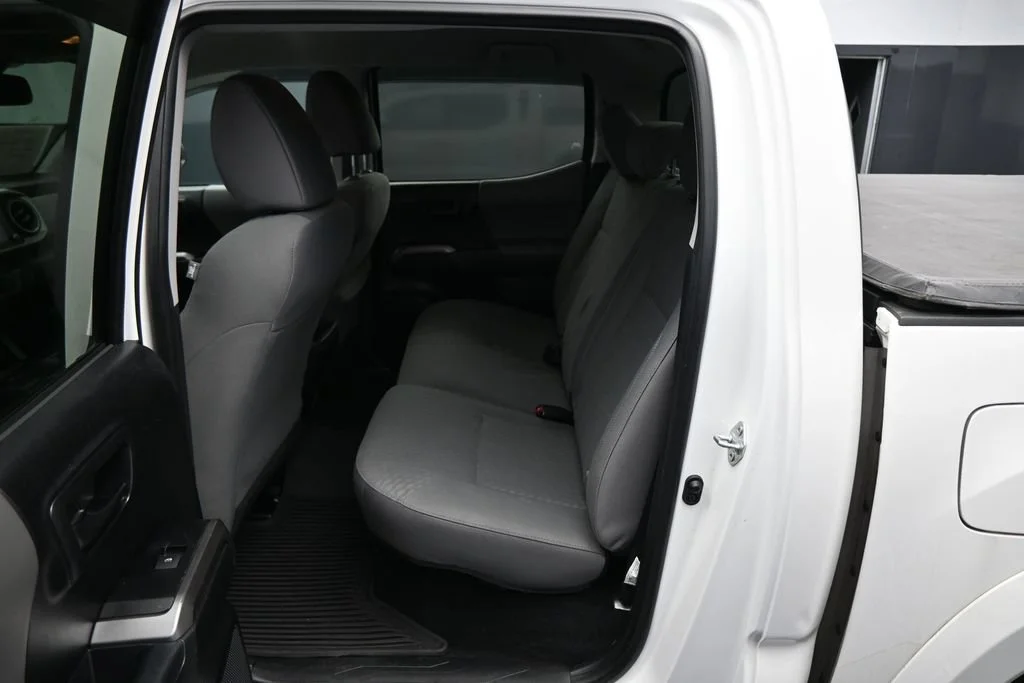 Used 2022 White Toyota SR5 image 24