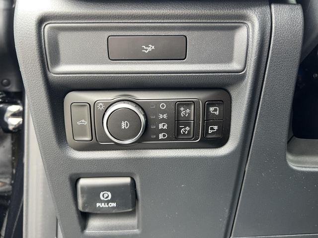 New 2026 Agate Black Metallic Ford XLT image 14