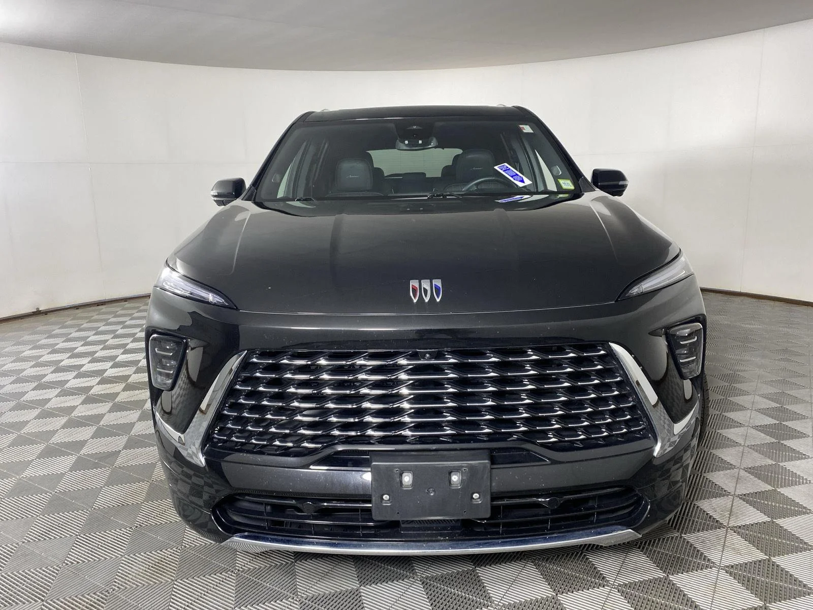 Used 2025 Ebony Twilight Metallic Buick Avenir image 12
